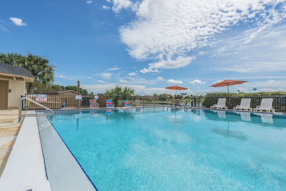 Quality Inn & Suites Kissimmee By The Lake Four Corners Ngoại thất bức ảnh