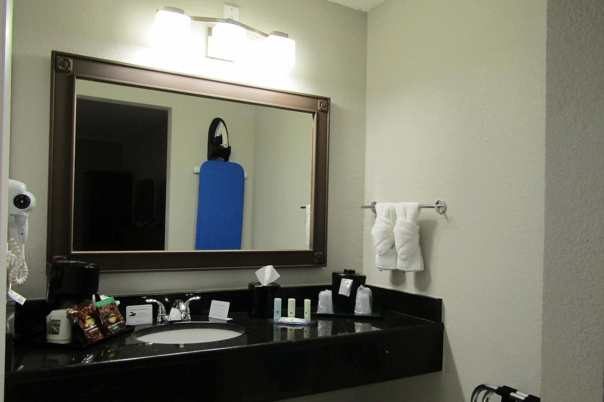Quality Inn & Suites Kissimmee By The Lake Four Corners Ngoại thất bức ảnh