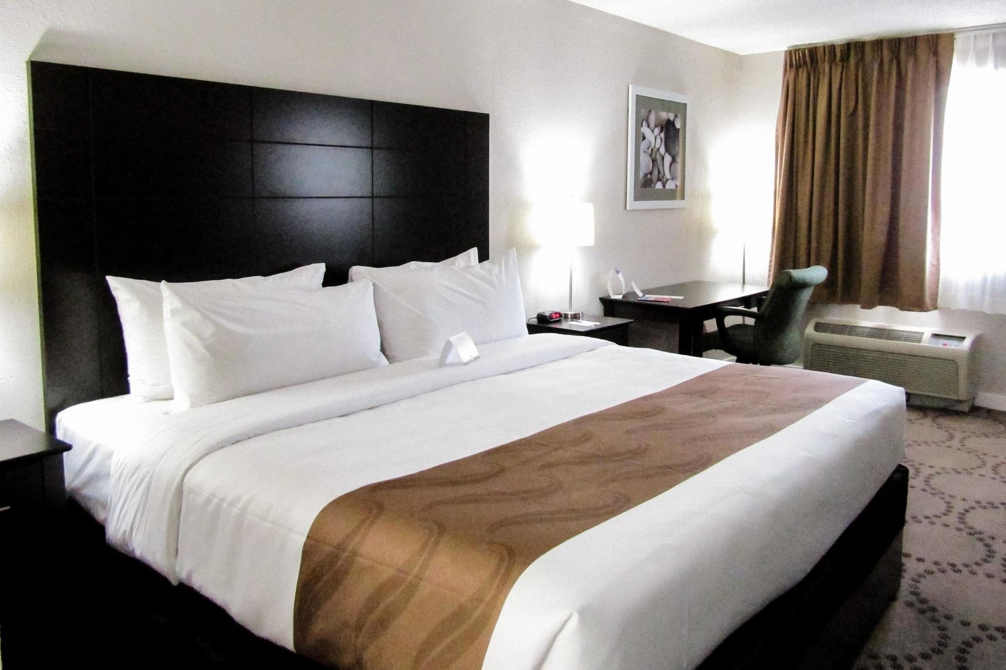 Quality Inn & Suites Kissimmee By The Lake Four Corners Ngoại thất bức ảnh
