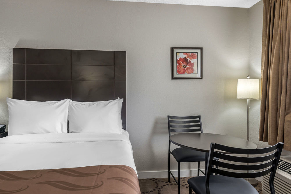 Quality Inn & Suites Kissimmee By The Lake Four Corners Ngoại thất bức ảnh
